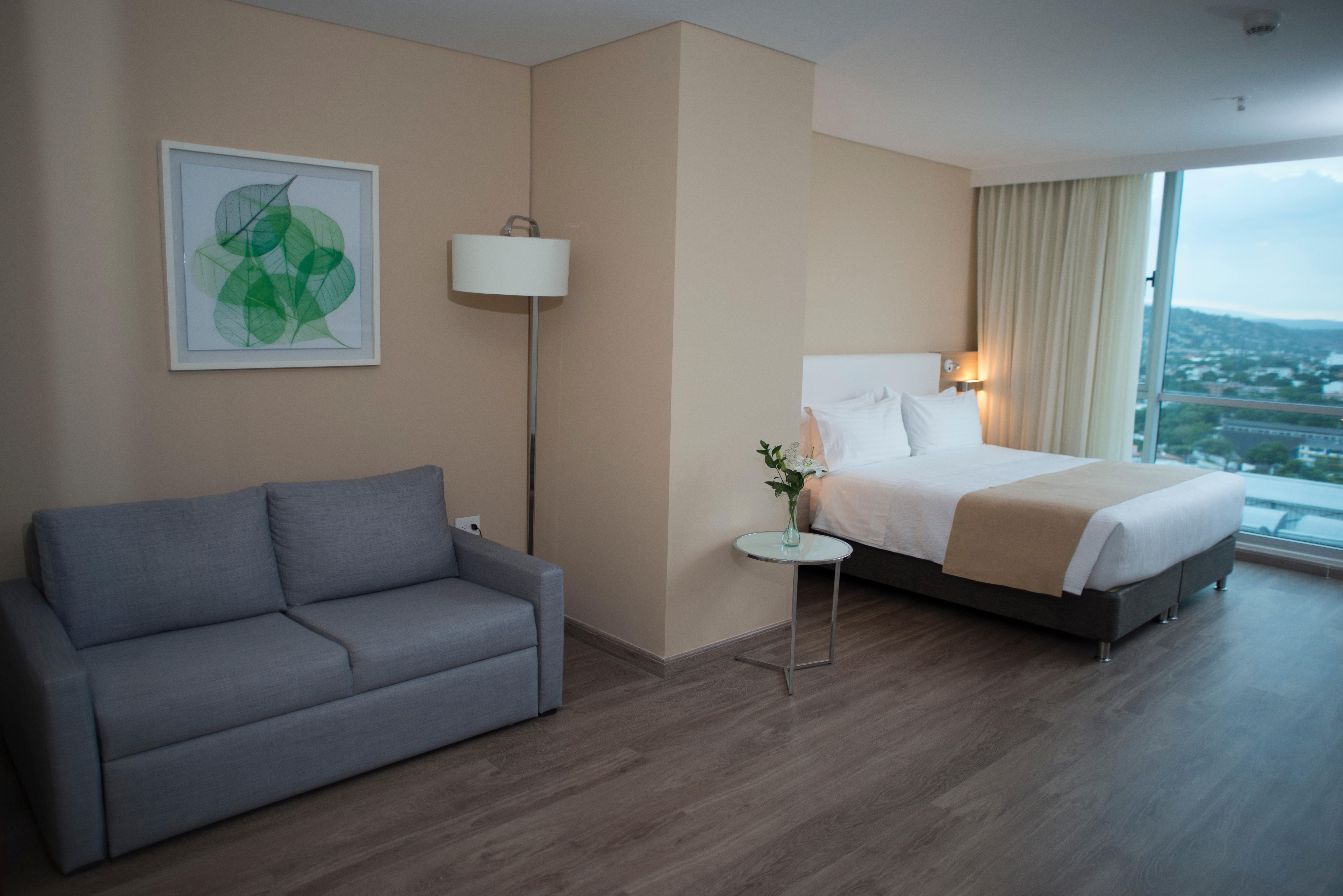 Holiday Inn Cucuta By Ihg Екстериор снимка A room at the hotel