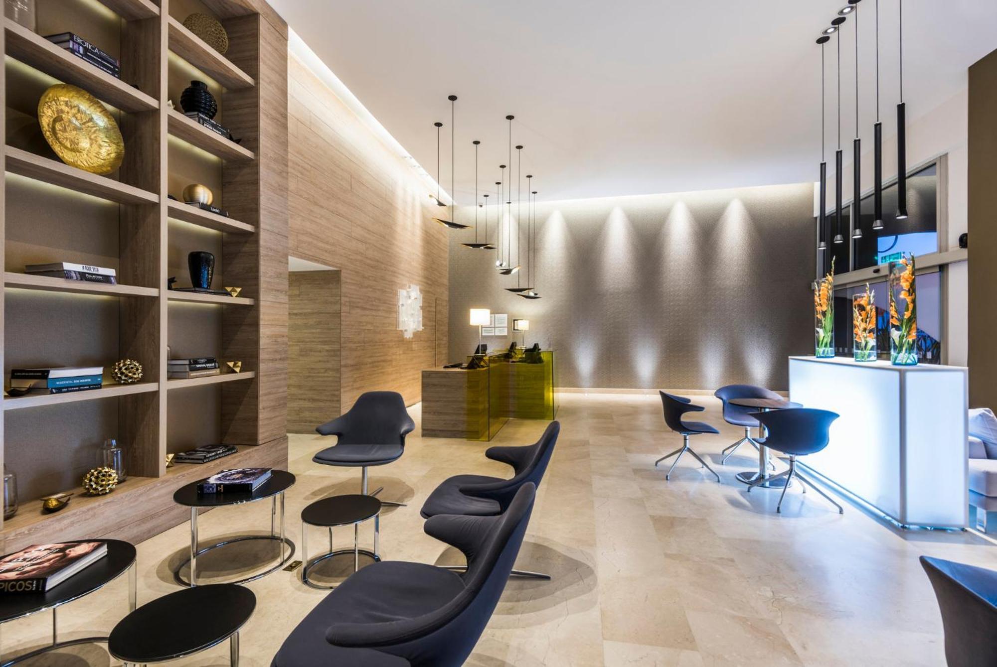 Holiday Inn Cucuta By Ihg Екстериор снимка The lounge at the airport